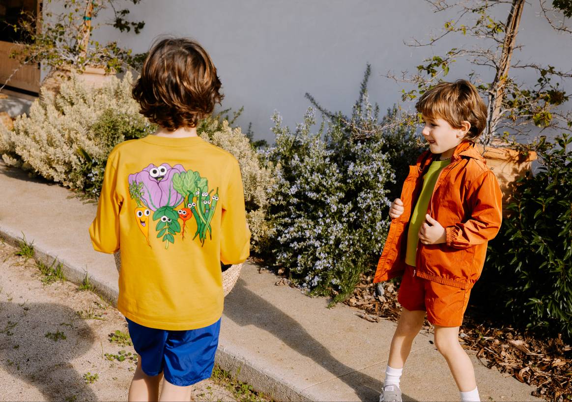 Campagnebeeld van de samenwerkingscollectie van Arket en Mr
Porter. Beeld: Arket via UPR Nederland