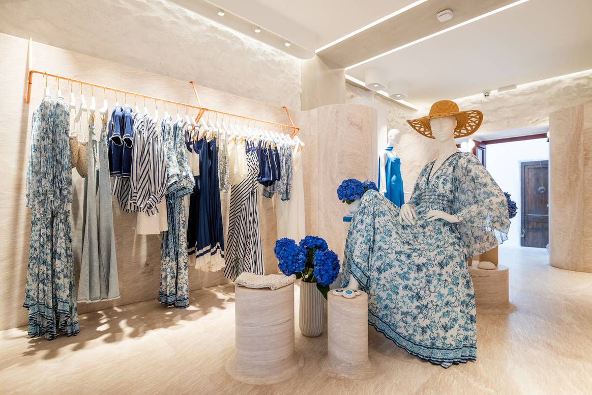 Alice + Olivia store in Mykonos