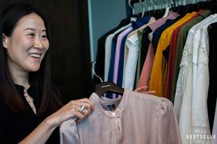 Kick-start your career in a global fashion company as an international business trainee