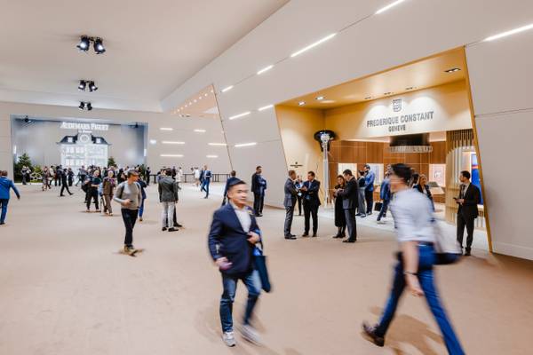 Per gli orologiai svizzeri solo il tempo svelerà gli effetti del conflitto in Medio Oriente