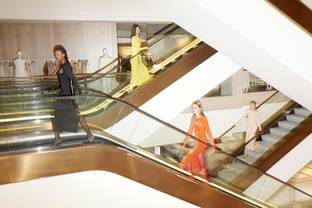 Luis de Javier bringt erste Konfektionskollektion für Selfridges heraus