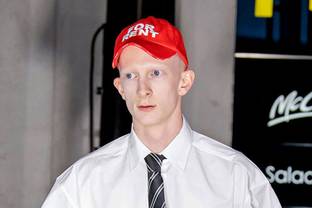 Vetements обвинили Balenciaga в плагиате - Демна Гвасалия повторяет за самим собой