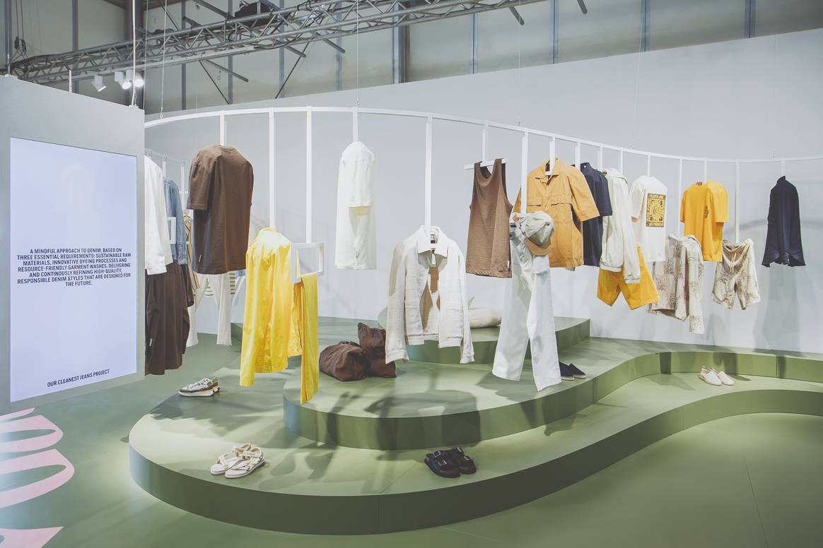Marc O'Polo zeigt seine SS23-Kollektion "Garden of Sweden" auf der Pitti Uomo. Bild: Marc O'Polo