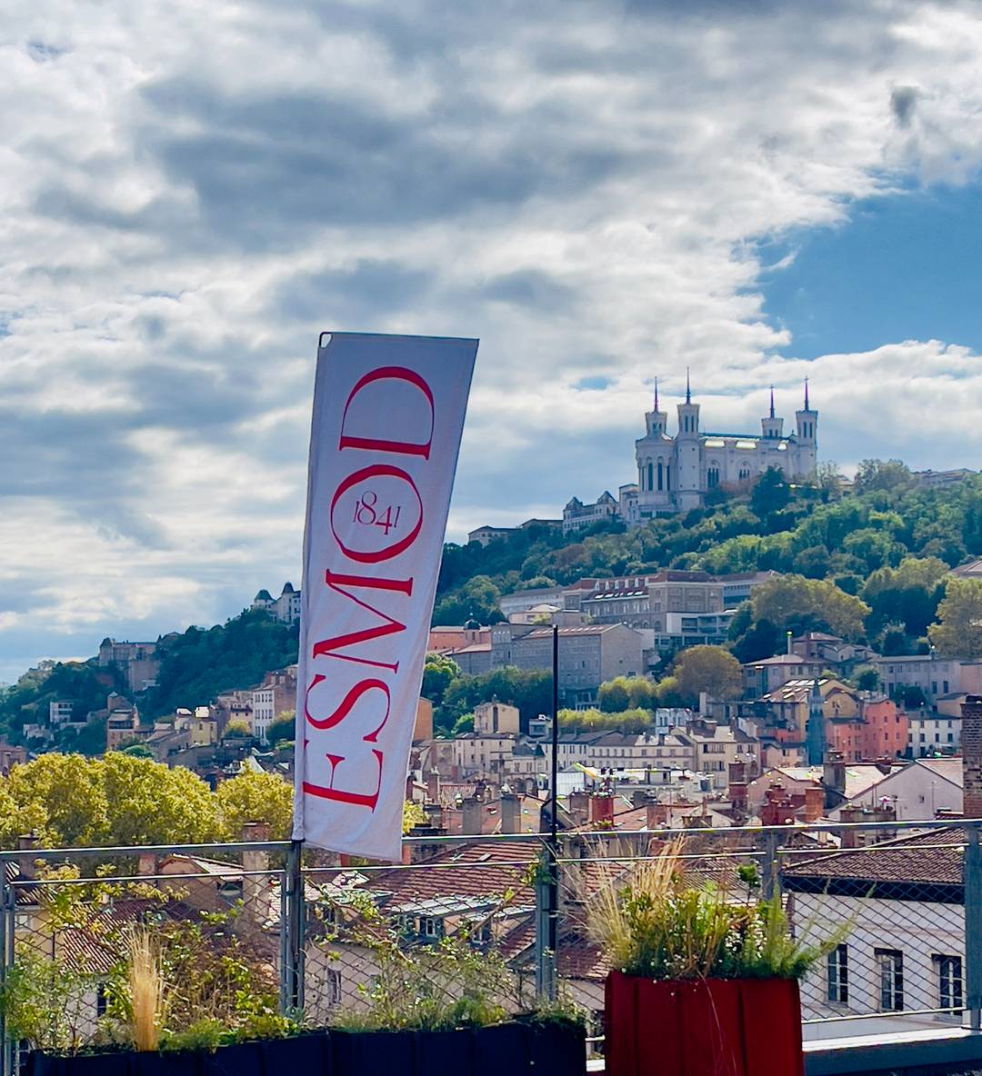 Esmod Lyon's premises are located in the Croix Rousse district, linked to the city's industrial past.