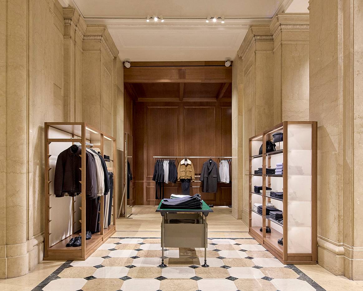 Tienda Zara Man en el 374 de la Via del Corso de Roma (Italia).