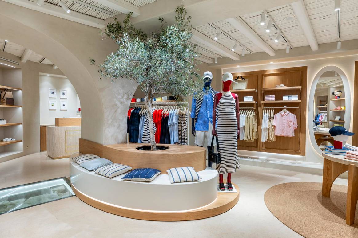 Tommy Hilfiger store in Mykonos