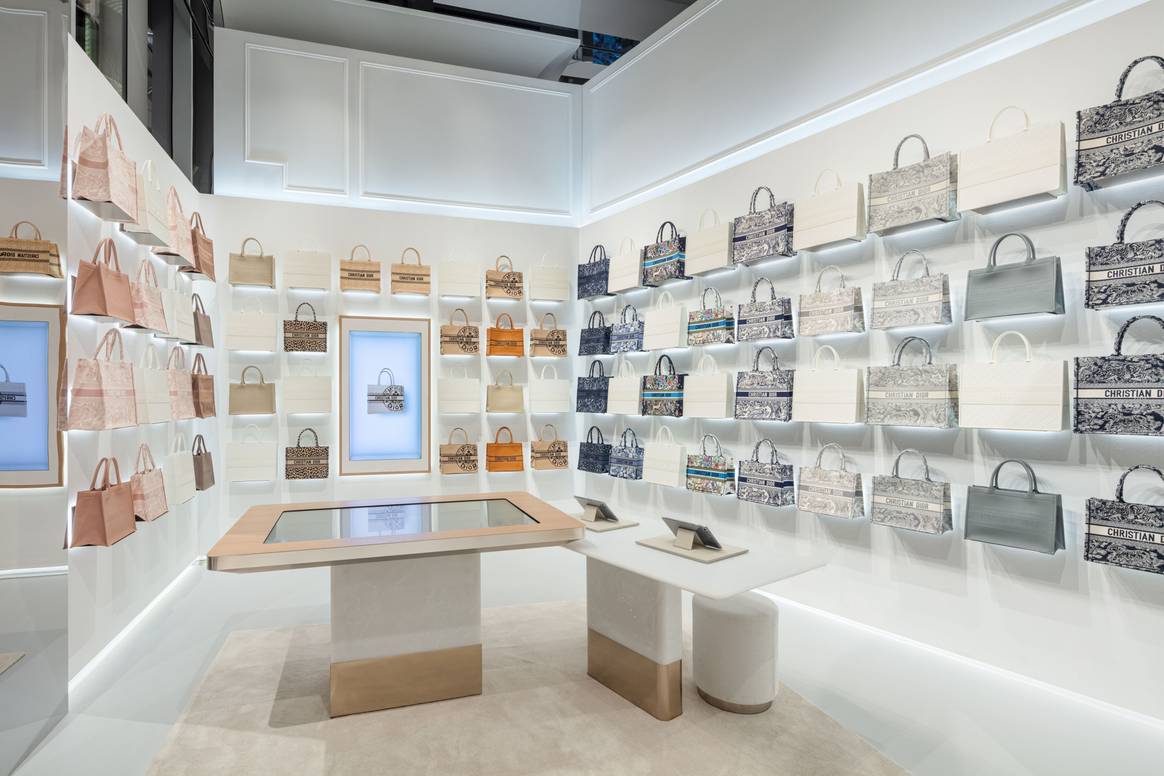 Beeld via: Dior