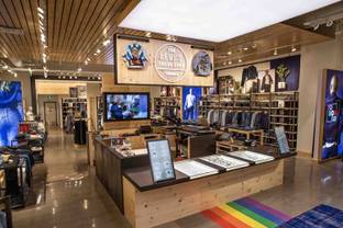 Levi Strauss reports Q2 net revenue growth of 17 percent