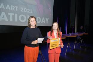 TMO-alumnus Naomi Raaijmakers over het winnen van de INretail Award: "Mijn plan voor huur-juwelen wordt echt uitgevoerd"