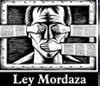 Gattinoni presenta su vestido "Ley Mordaza"