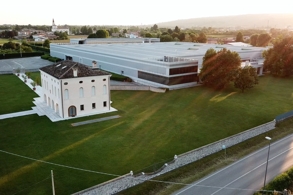 Ricavi in crescita del 4,7% per Tecnica Group nel 2025