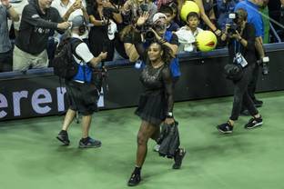 A l'US Open, Serena Williams brille aussi dans sa tenue de soirée