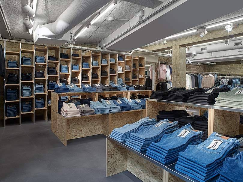 En image : la nouvelle boutique Weekday à Paris