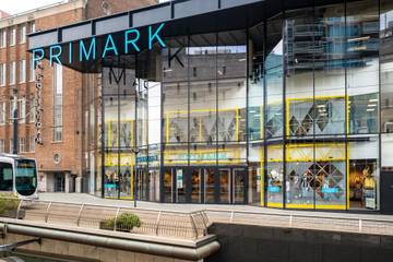 Primark-personeel demonstreert in Amsterdam