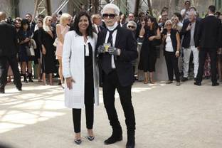 Hoe Karl Lagerfeld een mode icoon werd