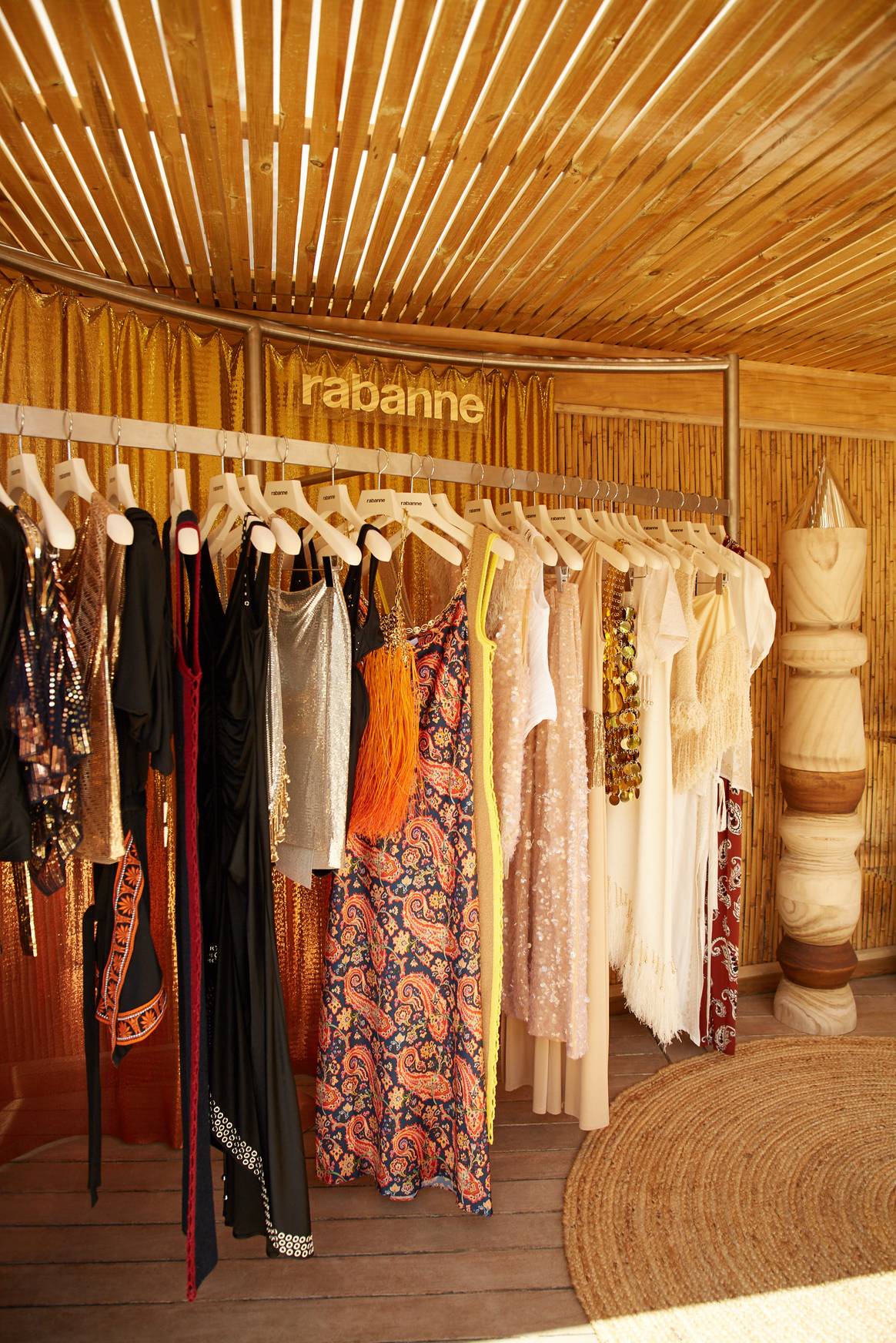 Rabanne ouvre un pop-up store à Saint-Tropez