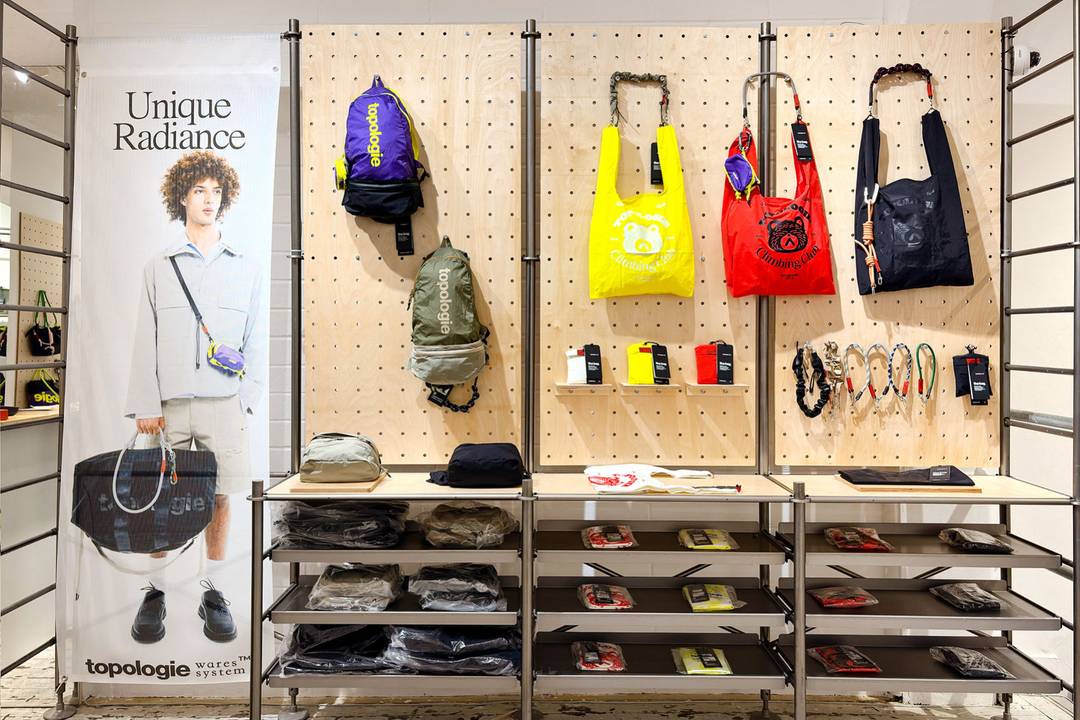 Topologie London store.