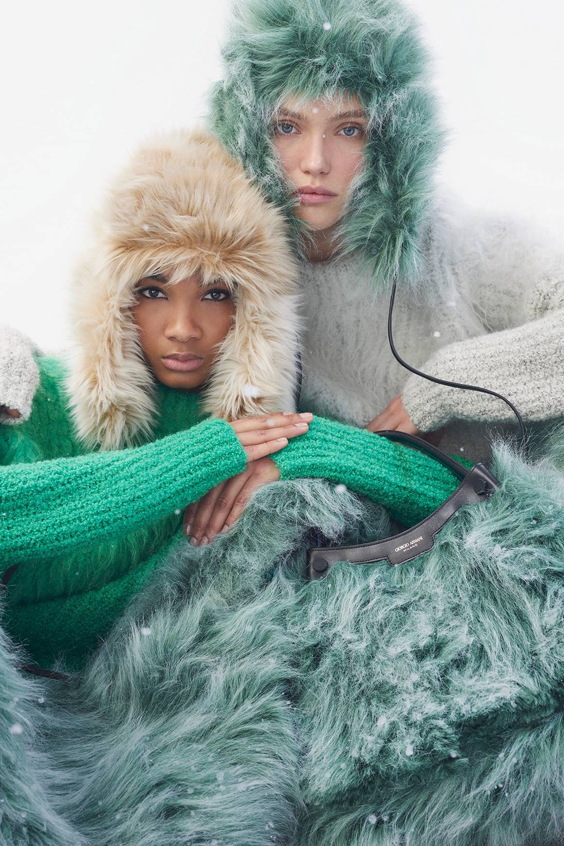 Photo Credits: Colección Giorgio Armani Neve para la temporada Otoño/Invierno 2022/23 FW22. Fotografía de cortesía.