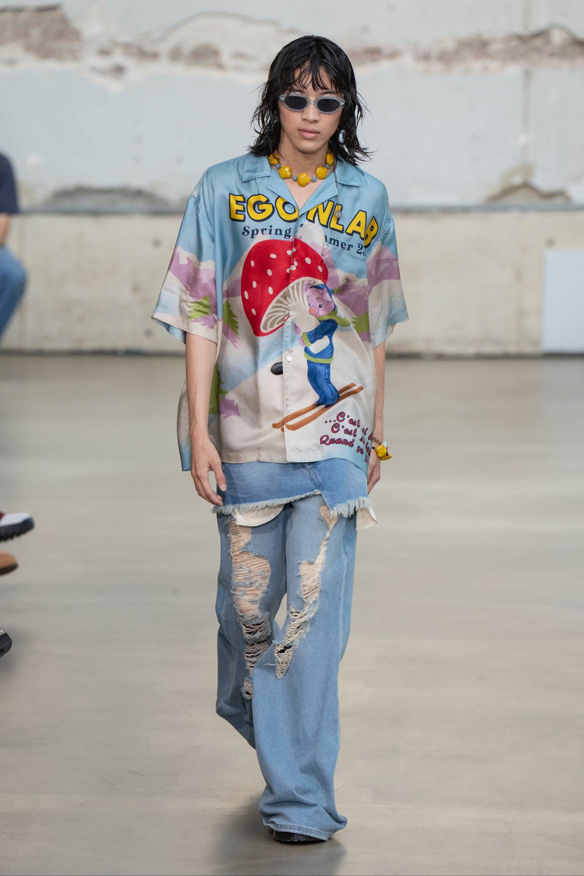 Egonlab SS23 show in Parijs.