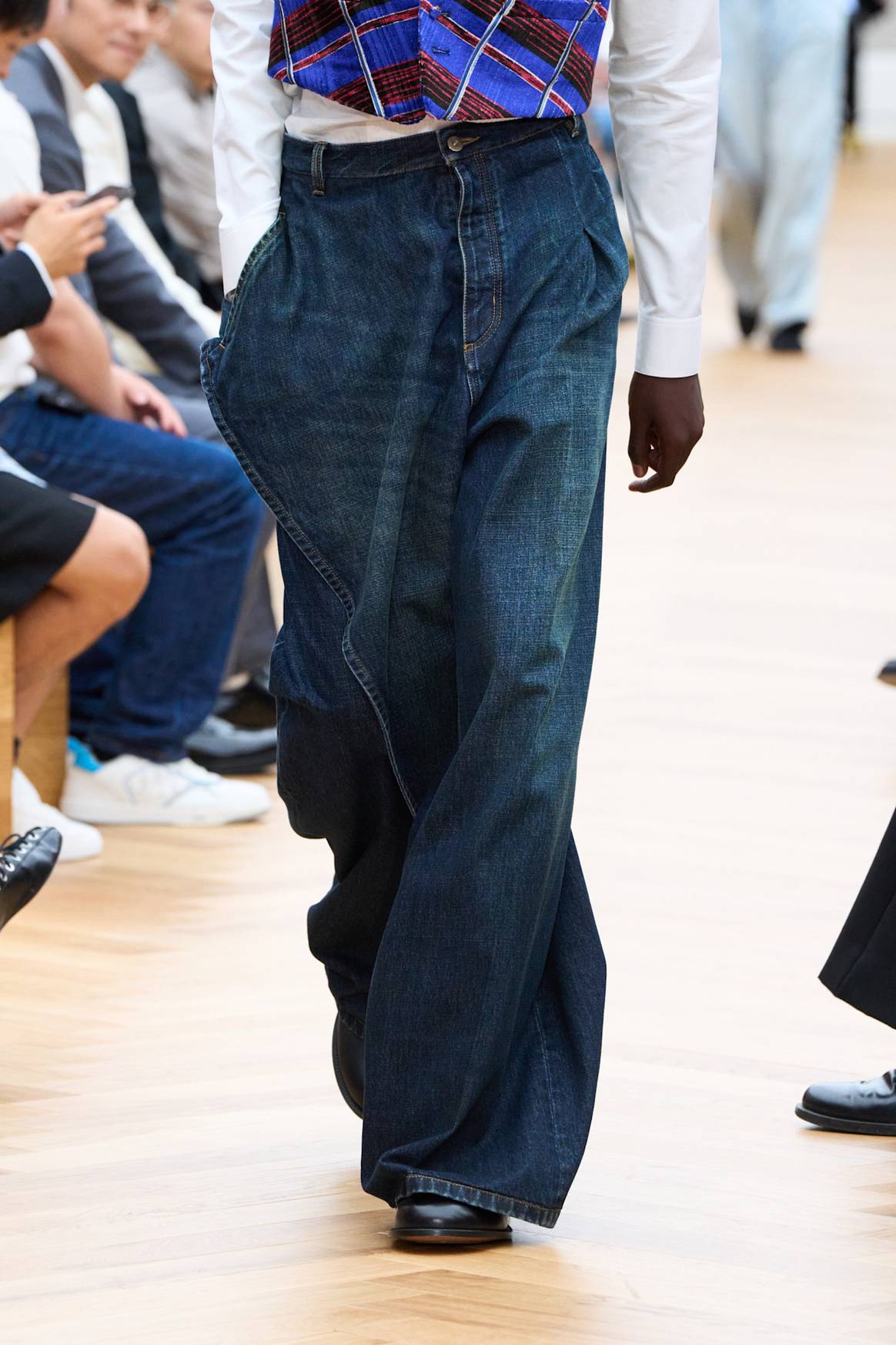 Baggy jeans at Dior SS26 Menswear