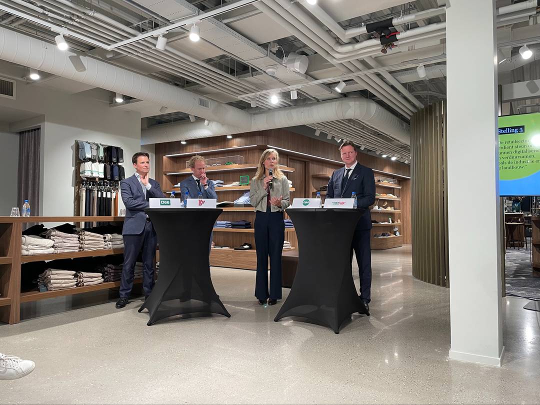 Tijdens het Nationaal Retaildebat stonden er vertegenwoordigers van D66, VVD, CDA en Groenlinks-PvdA.