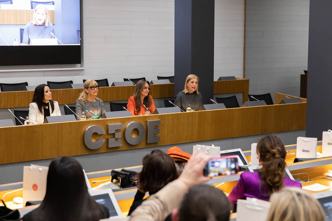 Congreso “Talento femenino en el retail textil: una historia de éxito” organizado por Arte, Wir y la CEOE.