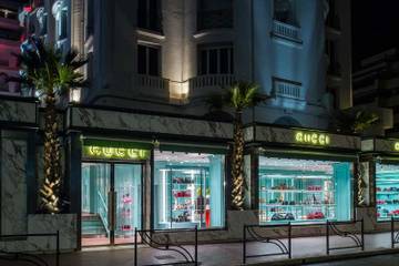 En images : réouverture des boutiques Gucci à Cannes, Saint-Tropez et Monaco