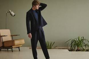 COS выпустил мужскую коллекцию совместно с Mr Porter