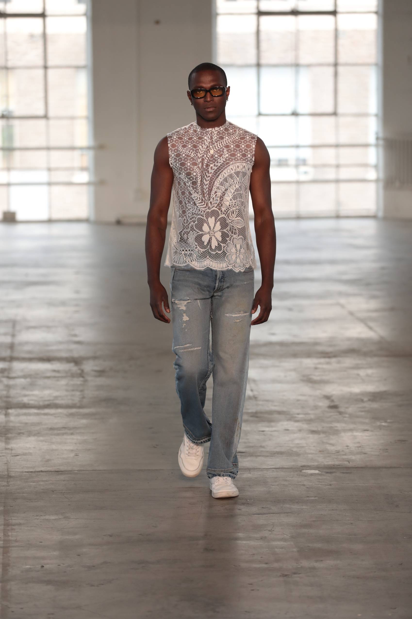 FIDM GRADUATE CLASS 2024 - Worldwide Fashion Design Lookbook