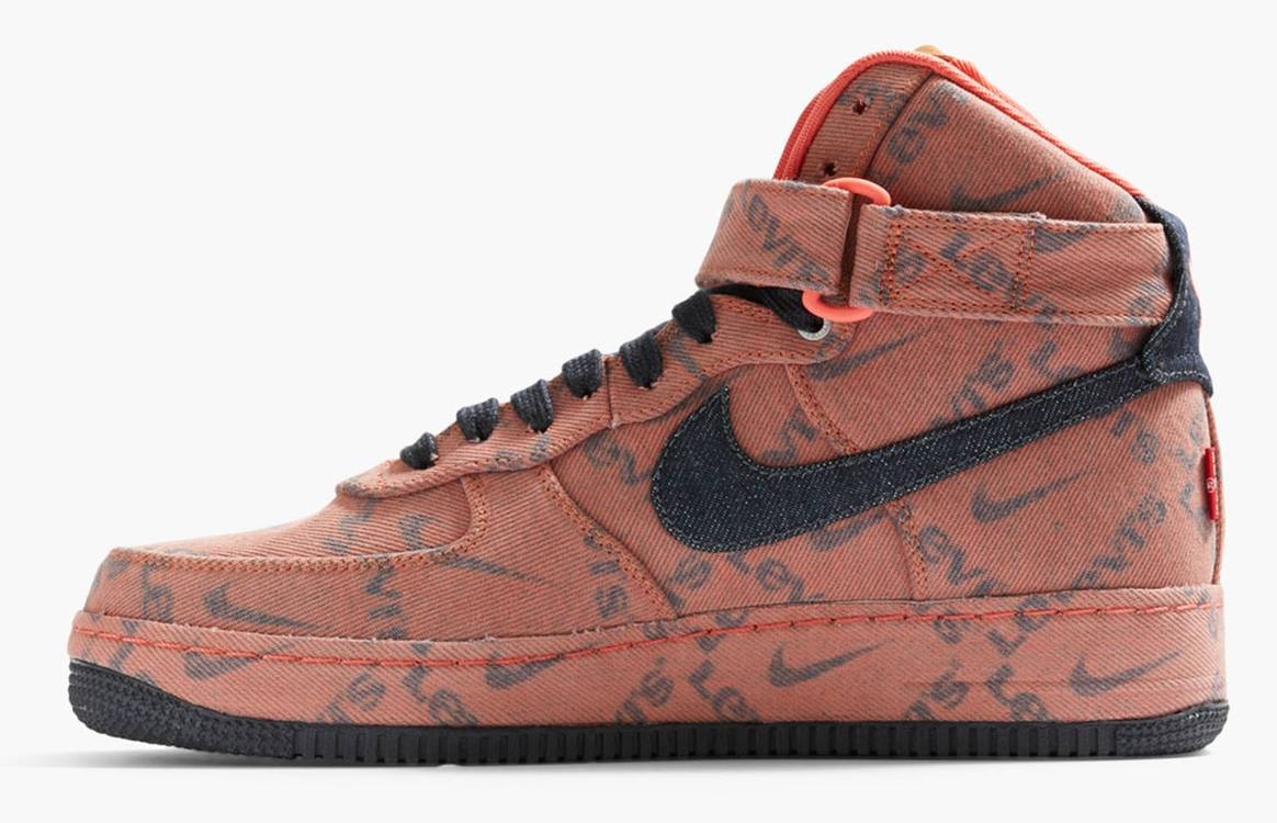 Sale a la venta la colección “Nike by Levi’s”