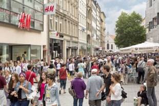 Einzelhandel mit erstem Halbjahr "zufrieden"