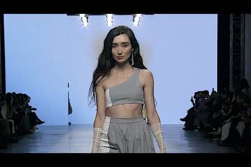 Vídeo: Colección Primavera/Verano 2022 de Agatha Ænter en la MBFW Russia