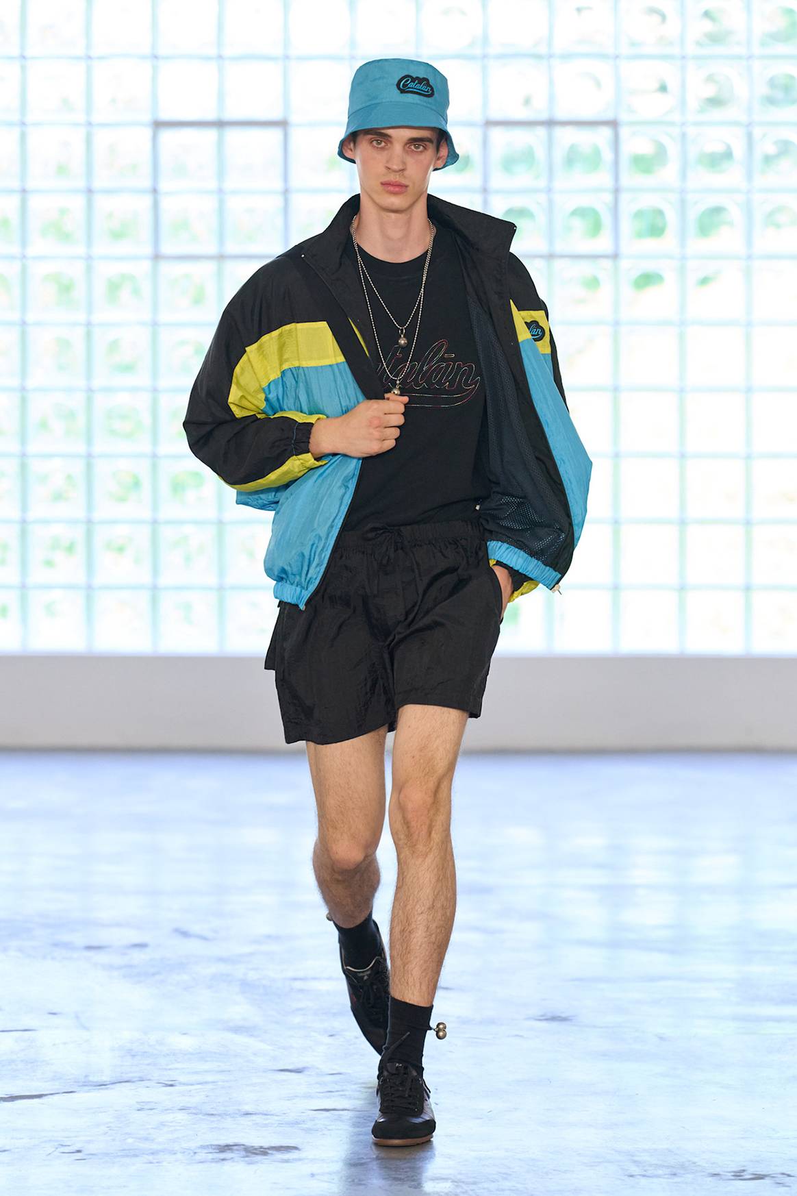 David Catalán, colección “Problems” (Problemas) de moda-hombre para Primavera/Verano 2026.