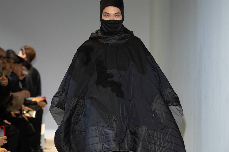 https://r.fashionunited.com/IRUoIbACbl_DUf6j2YboblSaUJiF6QN2Nvgkmvh9qww/resize:fit:1200:630:0/gravity:ce/quality:70/aHR0cHM6Ly9mYXNoaW9udW5pdGVkLmNvbS9pbWcvdXBsb2FkLzIwMjUvMDUvMjYvZGllZ28tenVuaWdhLWRzYzAwNzU5LXZzN3M5em03LTIwMjUtMDUtMjYuanBlZw.jpeg