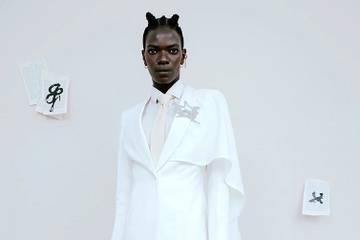 Vidéo: La collection AH21 de Thebe Magugu à PFW