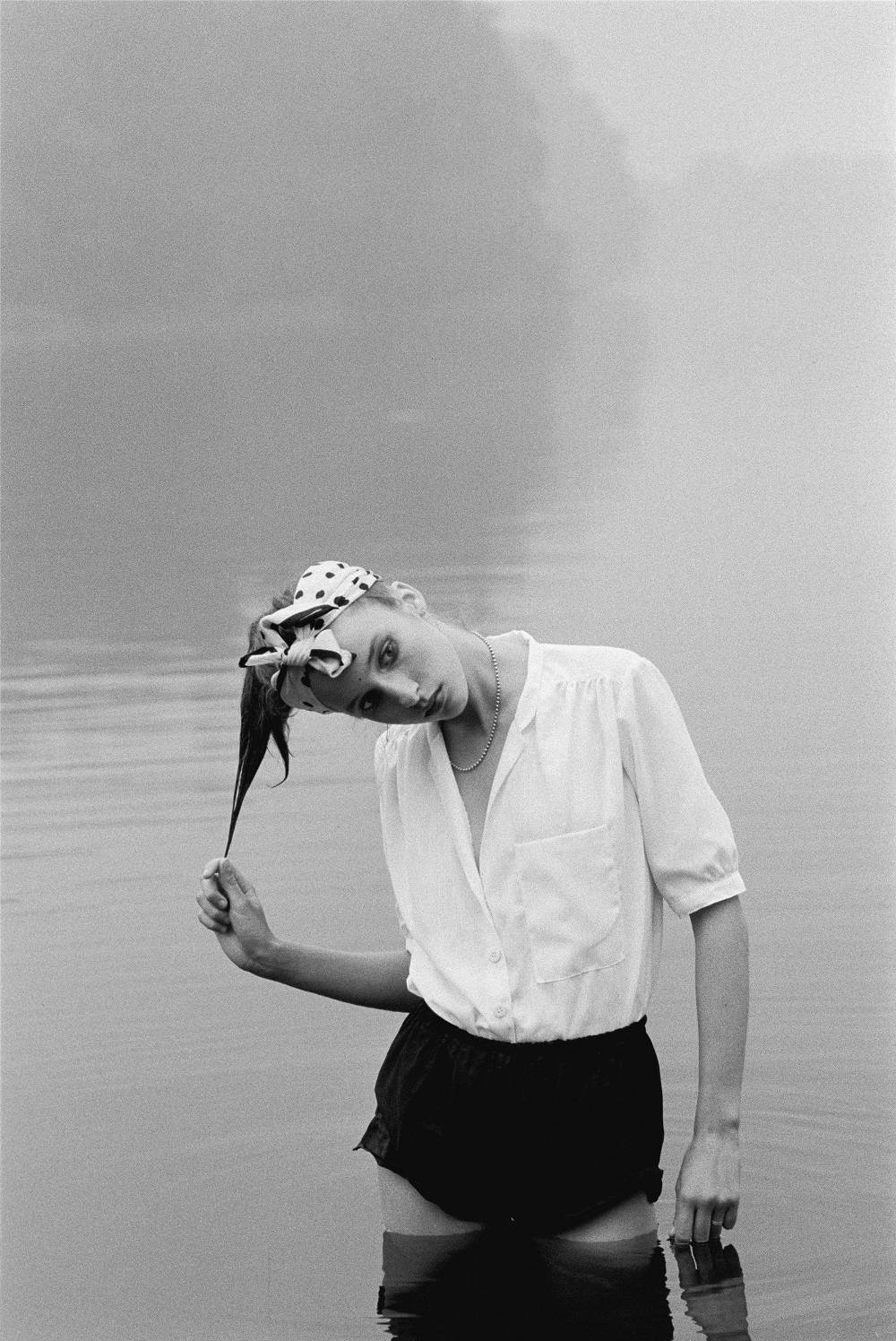 Fotografie von Ute Mahler „Julia, Lehnitz, 1979". Bild:
Modern Baryt/ Ute Mahler