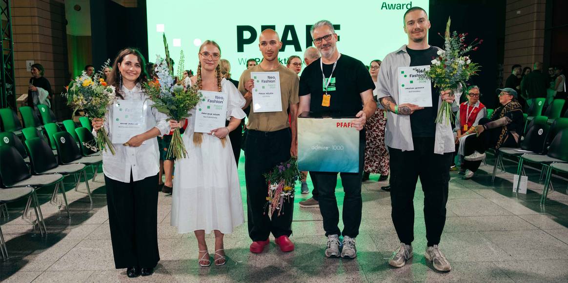 Die Gewinner:innen: Nadine Aurin-Liew, Marie-Louise Müller, Marvin Mülleck, Christian Nemnich (v.l.n.r.).