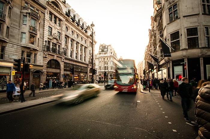 Brexit: à Londres, les touristes dépensent moins pour acheter plus