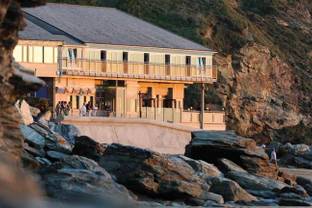 Joules announces lifestyle partnership with Watergate Bay Hotel