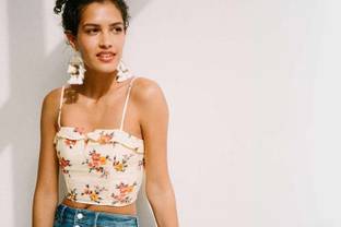 American Eagle Outfitters Q4 EPS rises, net revenue up 12 percent