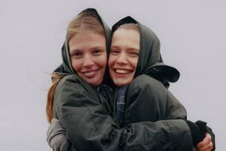 ARKET en Barbour beheersen de kunst van het laagjesprincipe