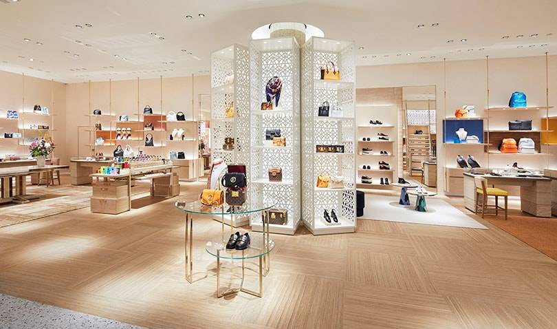 Binnenkijken bij de nieuwe Louis Vuitton boetiek in Rotterdamse Bijenkorf