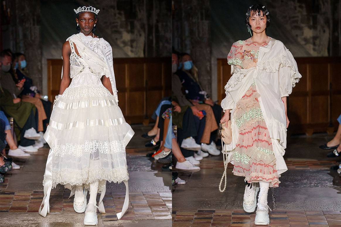 Simone Rocha HW22 Kollektion