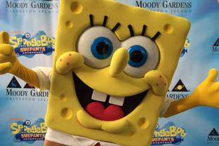 SpongeBob, Moschino and (RED) team up to fight AIDS