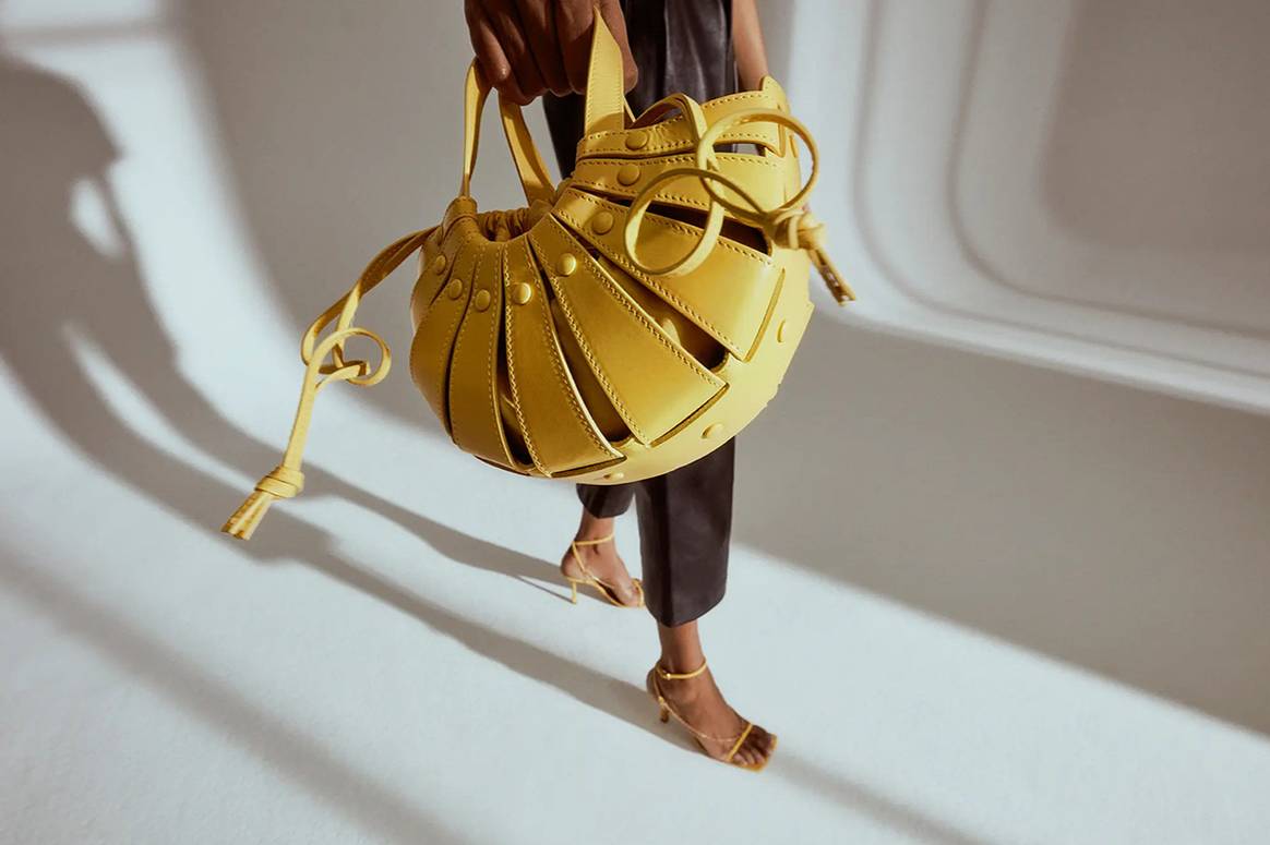 Photo Credits: Mytheresa X Vestiaire Collective.