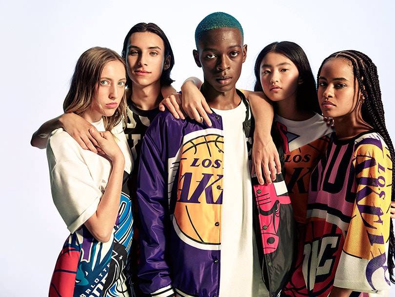 Bershka y la NBA lanzan una colección oficial de prendas sostenibles