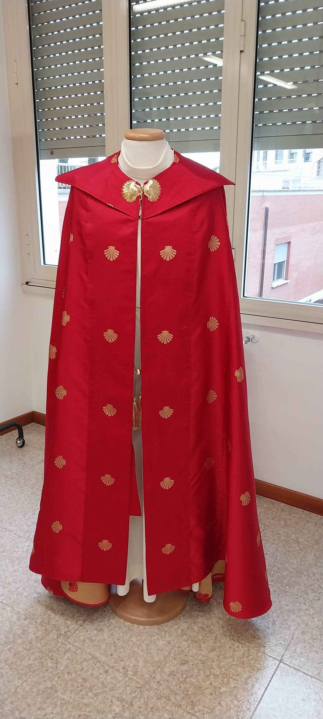 La prima collezione liturgica realizzata con Bemberg