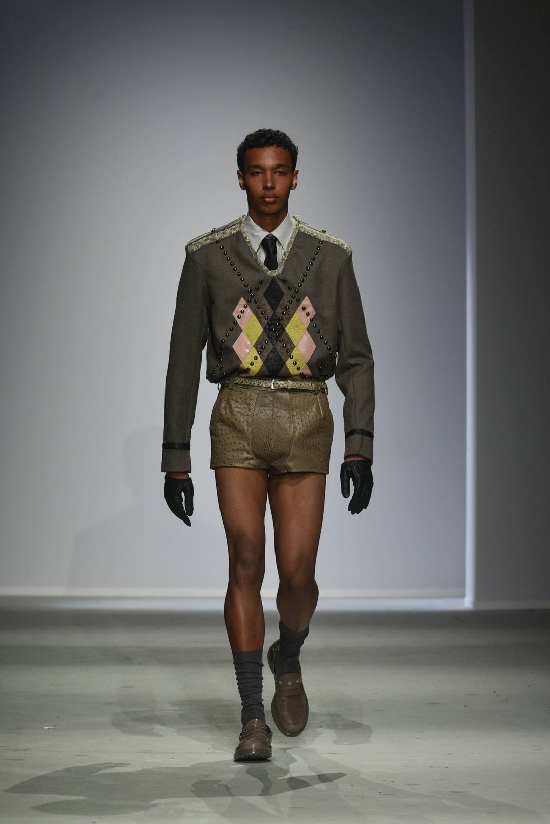 A look from Cesare Garbin's collection at Istituto Marangoni Milan Best Of Fashion Show 2024.