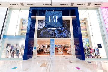 Gap reports strong Q2, increases outlook