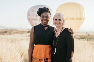 Donatella Versace en Maria Grazia Chiuri ontvangen The Fashion Awards-prijzen